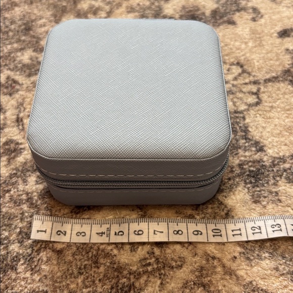 Travel Jewelry Box - Picture 2 of 4